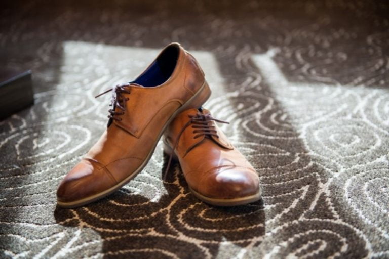 Ruhe im Schuh: Wie man quietschende Schuhe in den Griff bekommt 1 quietschende Schuhe