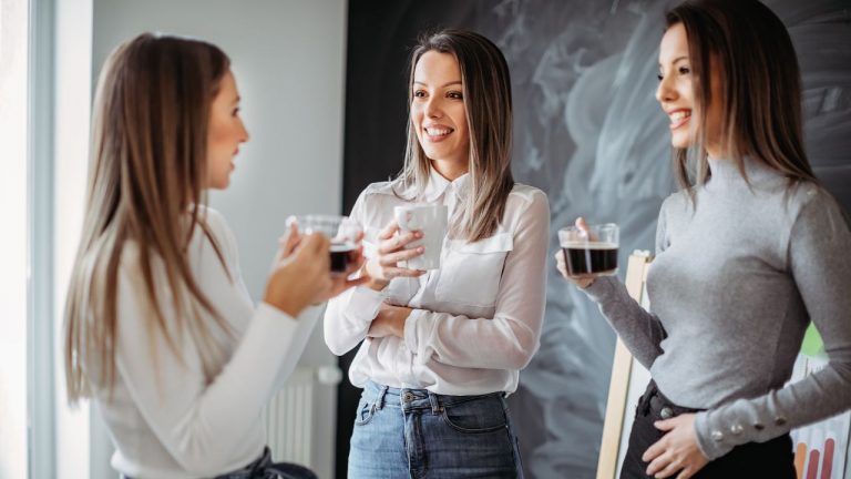 Wie man auf "Wie geht's dir?" antwortet: Tipps für einen erfolgreichen Smalltalk 1 smalltalk wie gehts dir