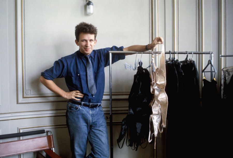 Mode in den 90er Jahren: Ein Blick auf den legendären Style 7 Jean-Paul Gaultier,